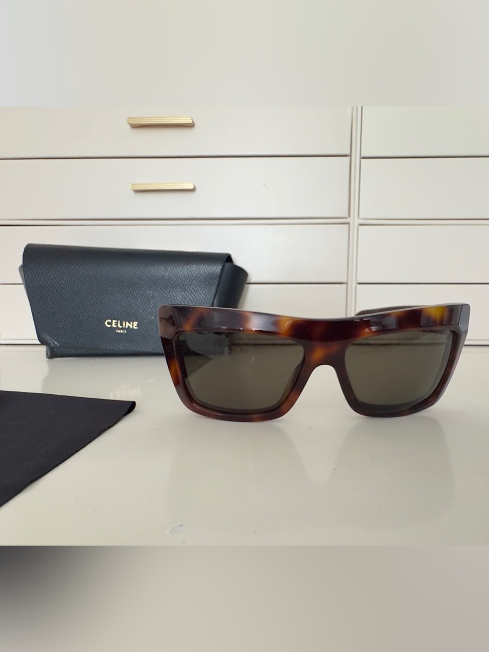 CELINE Tortoiseshell Oversized Square Sunglasses CL 41804/S + Case